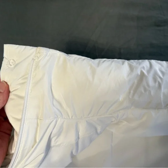 lululemon Wunder Puff Jacket sz 4 White - Like New Condition! - Picture 4 of 11